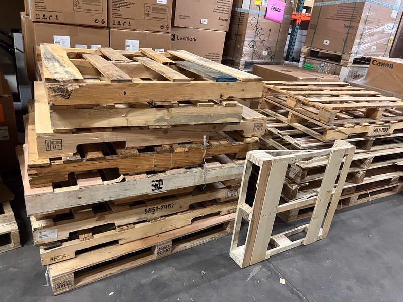 Deltona, Florida - Grade C Economy Wood Pallets