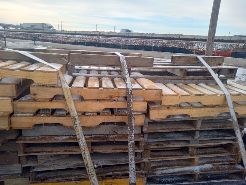 Garland, Texas - Grade B Standard Wood Pallets