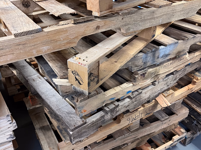 Rancho Cucamonga, California - Grade C Economy Wood Pallets