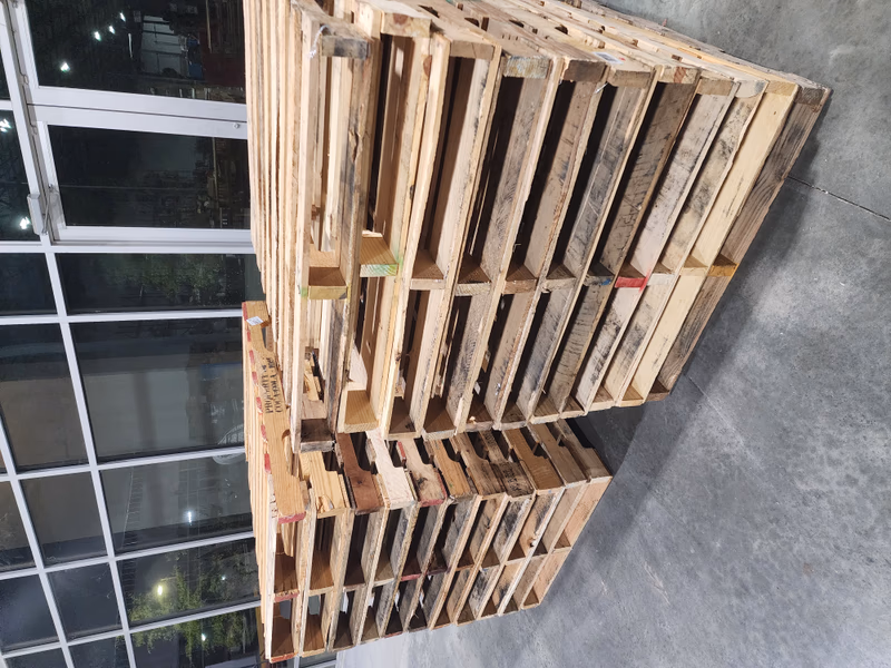 Roseville, California - Grade A Premium 48x40 Wood Pallets