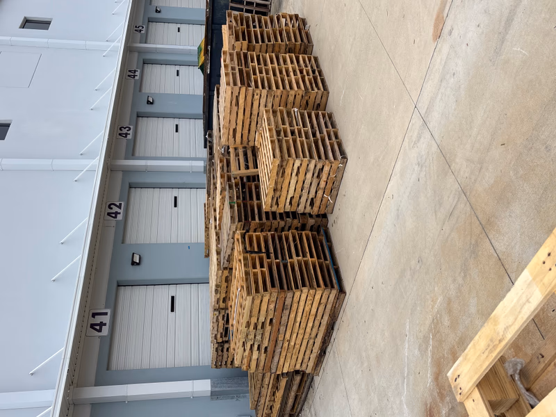 Tallahassee, Florida - Grade A Premium 48x40 Wood Pallets