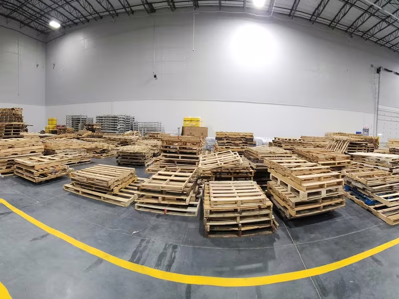 Idaho Falls, Idaho - Grade A Premium 48x40 Wood Pallets